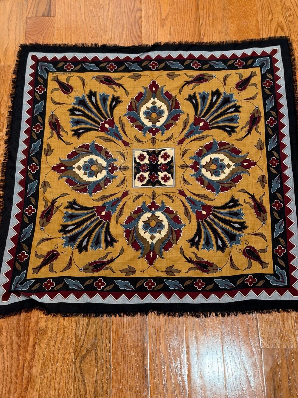 Liz Claiborne Vintage Wool lightweight scarf gold burgundy black Ottoman tulip